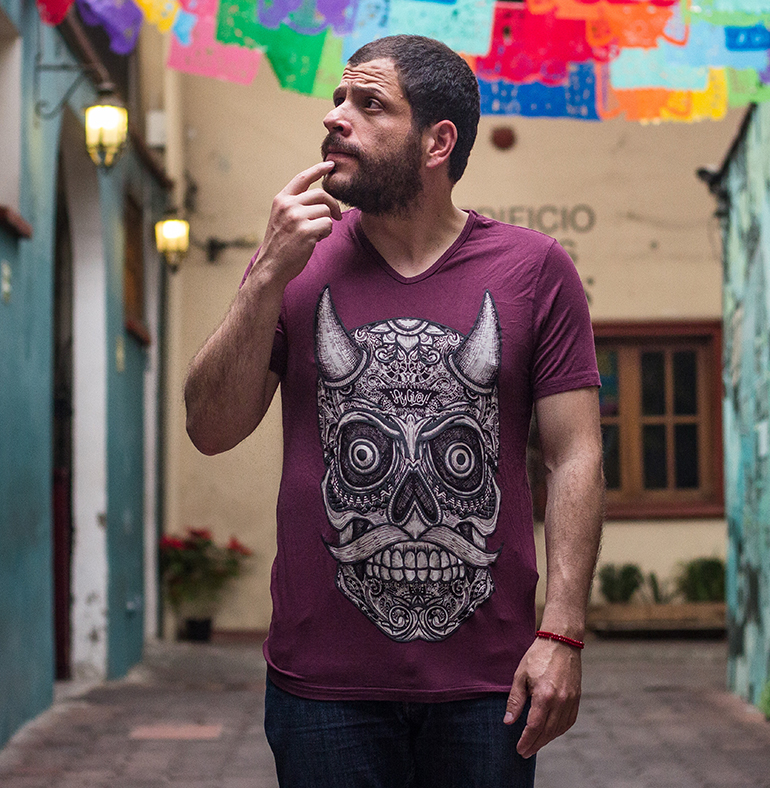 Archie Balardi conductor de televisión en el programa A las 9