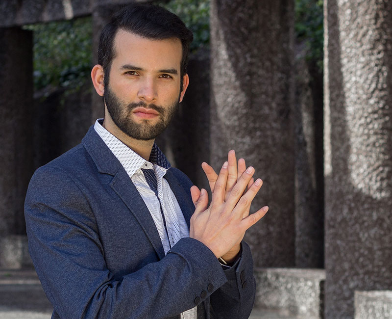 Enrique Olmos, productor de teatro